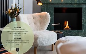 Black F Tower - Serviced Apartments